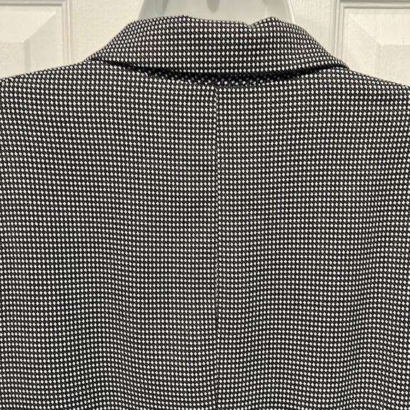 Silence+Noise Black/White Lined‎ Blazer Size L(runs smaller) NWOT - Picture 7 of 13
